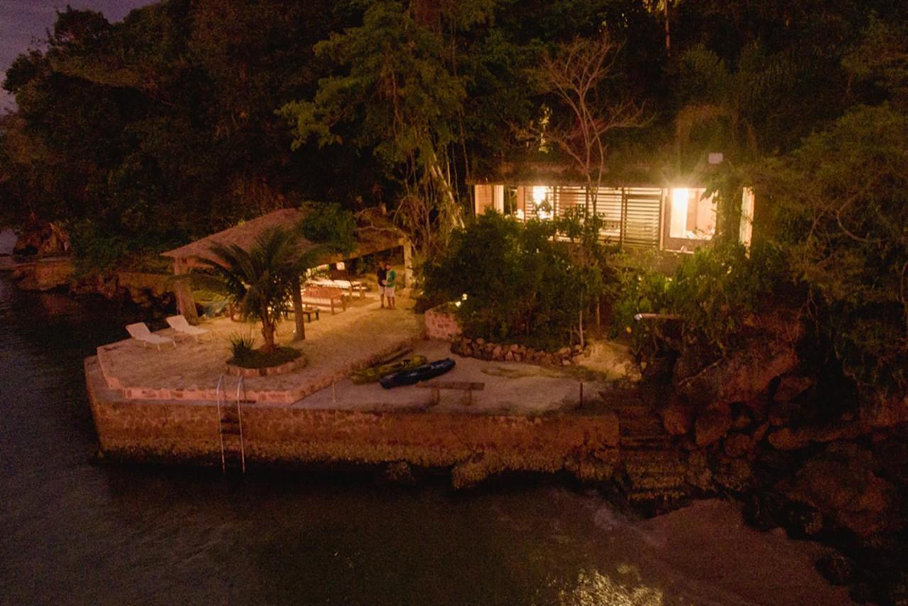 Refugio Na Frente Do Mar Em Ilha De Araujo Villa Araquari Kültér fotó